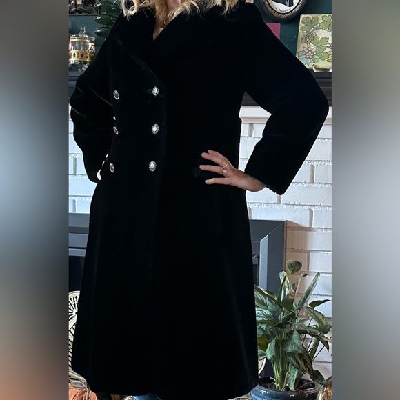 Vintage 60s Borgazia Double Breasted Black Faux Fur Coat w/ Gold Buttons - Picture 6 of 17